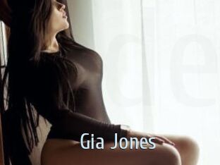 Gia_Jones