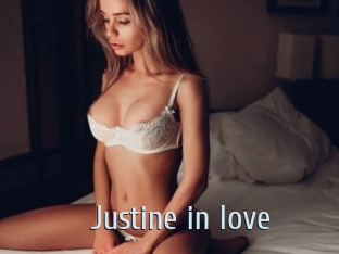 Justine_in_love