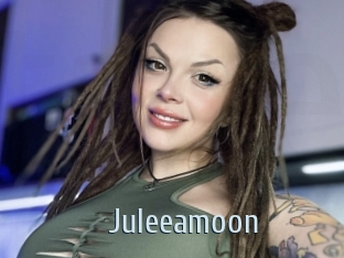 Juleeamoon