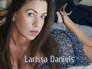 Larissa_Daniels