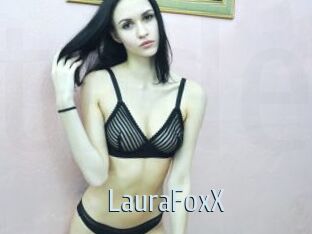 LauraFoxX