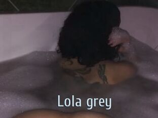 Lola_grey