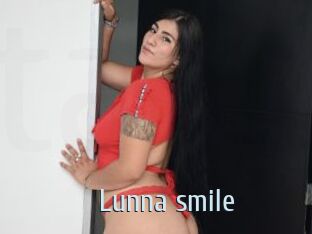 Lunna_smile