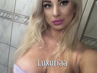 Luxuriaa Ta Model