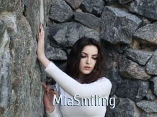 MiaSmiling