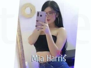 Mia_Harris