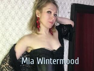 Mia_Wintermood
