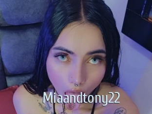 Miaandtony22