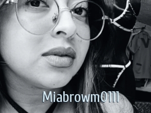 Miabrowm0111