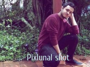 Pixlunal_shot