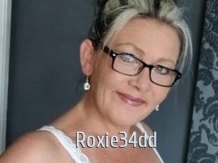 Roxie34dd