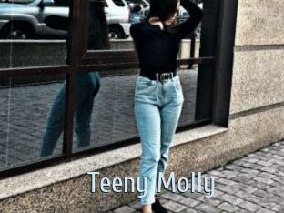 Teeny_Molly